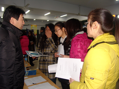 我院成功舉辦2012屆畢業(yè)生校園雙選會(huì)