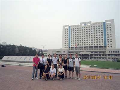 管理科學(xué)與工程系代表隊(duì)榮獲第八屆新加坡國際市場營銷大賽中國區(qū)選賽暨2011年第五屆全國商科院校技能大賽市場營銷專業(yè)競賽三等獎(jiǎng)