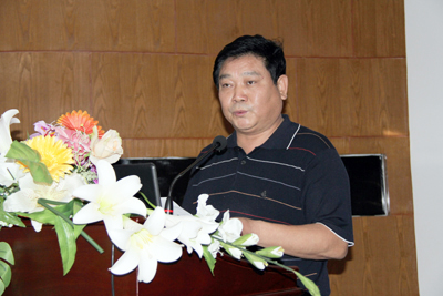 學(xué)院召開2011年暑期實(shí)習(xí)實(shí)踐總結(jié)交流暨表彰大會