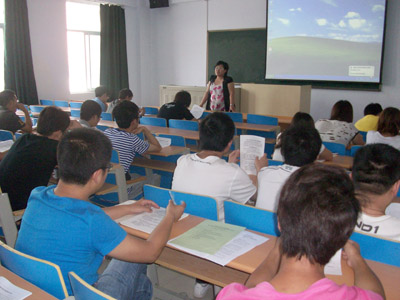 積極探索應用型人才培養(yǎng)模式  全力搭建就業(yè)實習平臺——我院召開第一屆校企共建大學生就業(yè)實習基地洽談簽約會