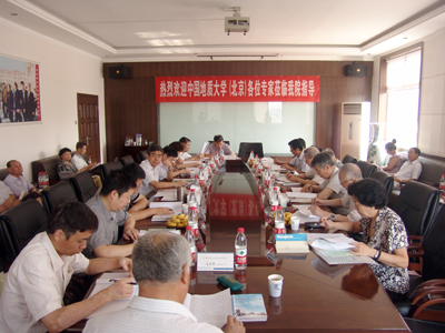 學(xué)院迎接校內(nèi)自評專家組評審  深入推進學(xué)士學(xué)位評建工作