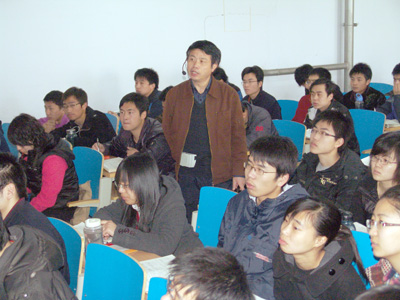 北京市高等學校教學名師陳建強教授來院授課