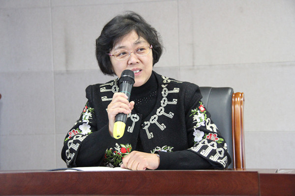 中國(guó)地質(zhì)大學(xué)長(zhǎng)城學(xué)院組織專(zhuān)職教師業(yè)務(wù)培訓(xùn)