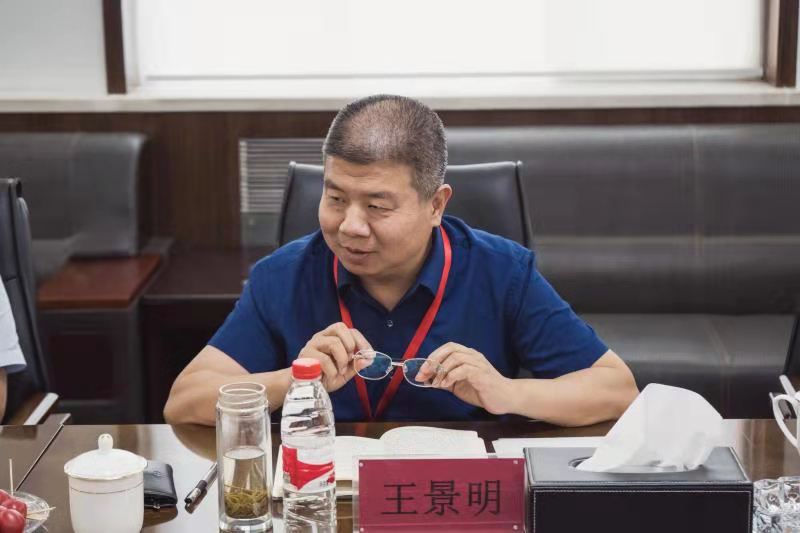 恩師傾情播散愛  同心共筑中國夢我校熱烈慶祝第37個教師節(jié)