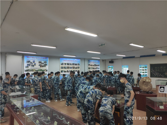 科普地質(zhì)知識(shí)  助力文化建設(shè)——熱烈慶祝保定理工學(xué)院省級(jí)科普示范基地正式掛牌