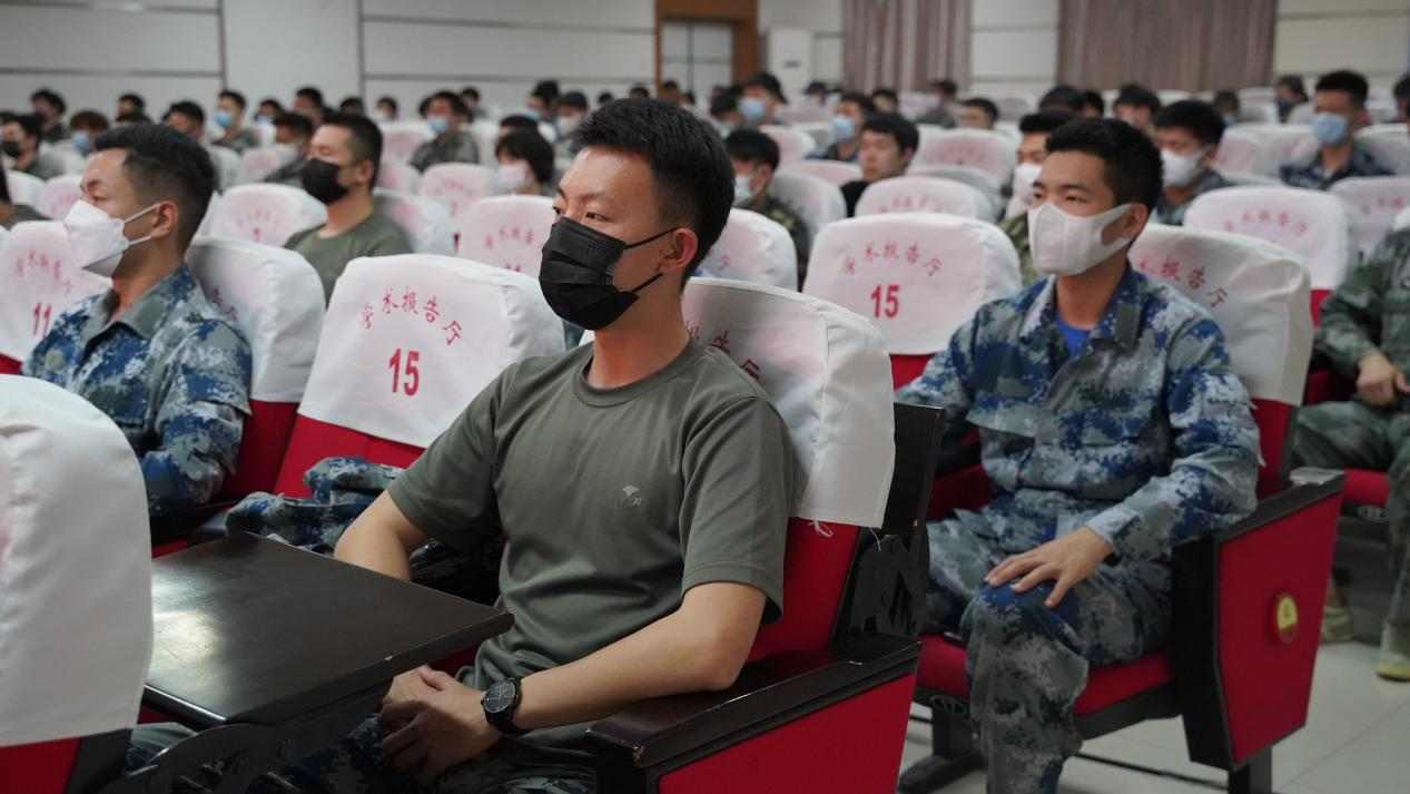 憶軍旅青春 走規(guī)劃人生——賀陽集團退役軍人大學(xué)生人生規(guī)劃專題講座