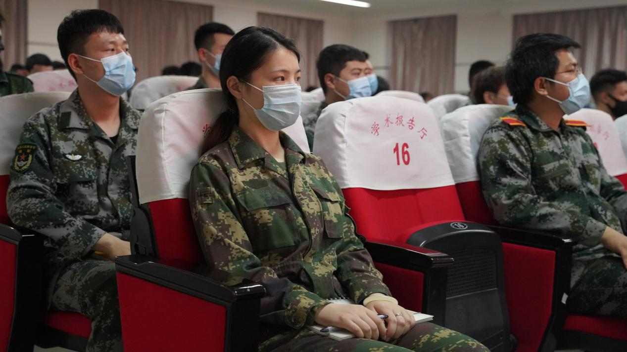 憶軍旅青春 走規(guī)劃人生——賀陽集團退役軍人大學(xué)生人生規(guī)劃專題講座