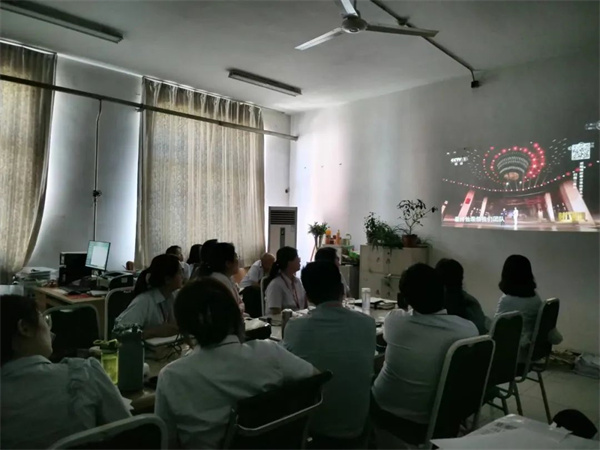堅定信念正師風(fēng)，明道育德鑄師魂——師德師風(fēng)警示教育專題會
