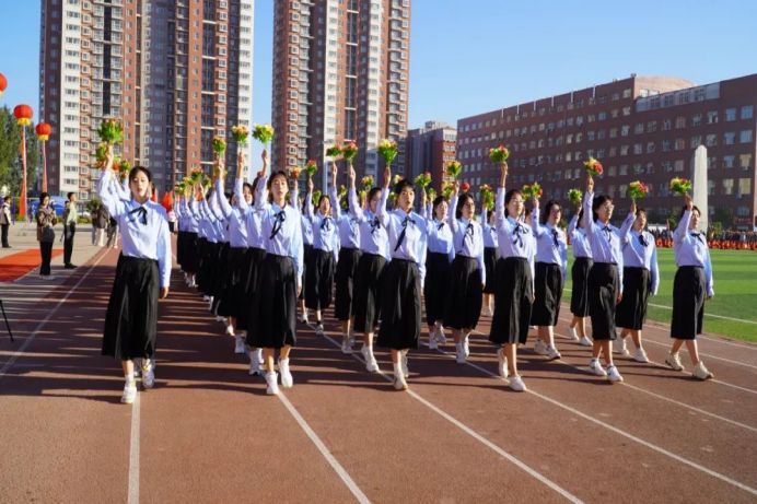 一起動(dòng)感青春！保定理工學(xué)院2023年秋季運(yùn)動(dòng)會(huì)圓滿閉幕