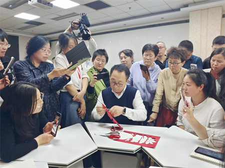 藝術學院教師赴河北大學參加 非物質(zhì)文化遺產(chǎn)傳承人群研修研習培訓