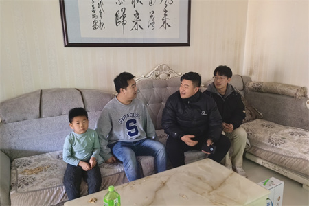 “家校攜手，共育未來”——保定理工學(xué)院藝術(shù)學(xué)院開展“家校共育”家訪活動