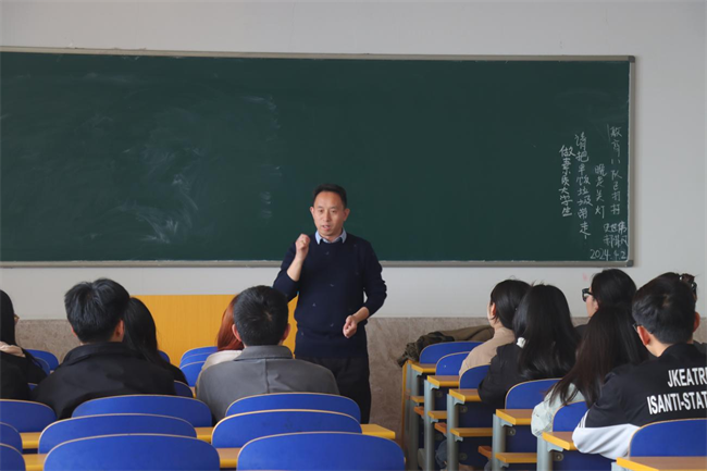 保定理工學院“圓夢保理·不負韶華”2024屆畢業(yè)生春季線下雙選會隆重舉辦