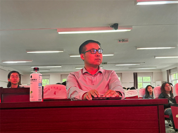 社群新零售引領(lǐng)新商業(yè)未來(lái)，群術(shù)治群助力專業(yè)集群發(fā)展