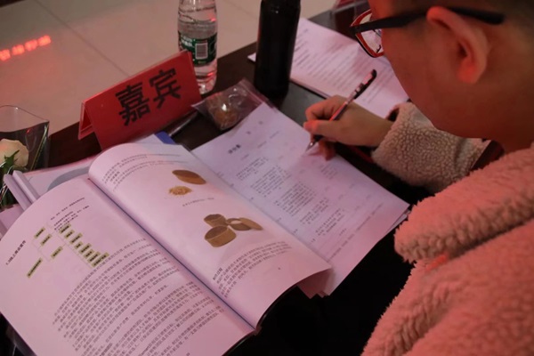 三創(chuàng)競賽｜管理學(xué)院｜我院成功舉辦第十四屆全國大學(xué)生電子商務(wù)“創(chuàng)新、創(chuàng)意及創(chuàng)業(yè)”挑戰(zhàn)賽校賽