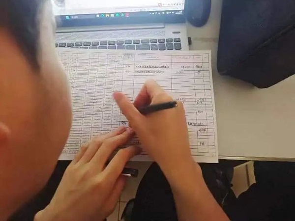 安全教育丨保定理工學(xué)院丨管理學(xué)院丨平安過五一，安全需謹(jǐn)記！