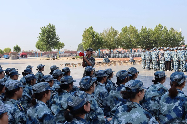 保定理工學(xué)院||管理學(xué)院||揚(yáng)帆起航，2023級軍訓(xùn)進(jìn)行時！