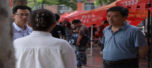 我校舉辦“就業(yè)問診”線下就業(yè)指導(dǎo)活動