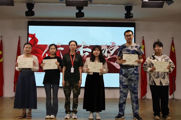 勞動教育|保定理工學院|管理學院|學習勞動精神，踐行勞動育人主題朗誦比賽