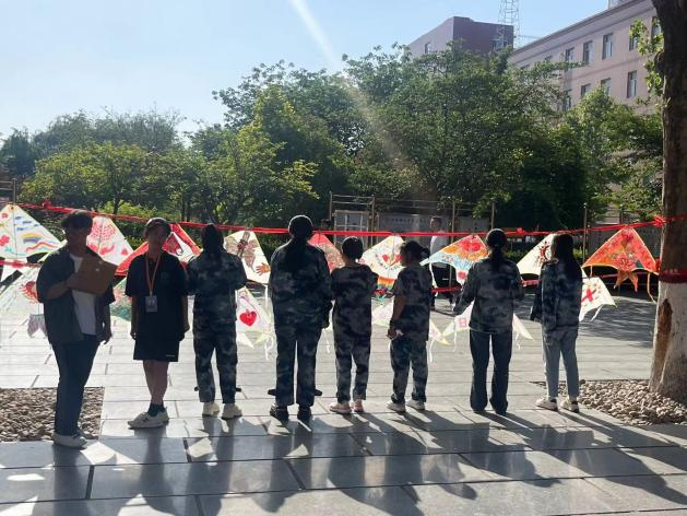 “三獻”進校園|“參與三獻樹新風(fēng),匯聚溫情滿人間”手繪風(fēng)箏放飛活動圓滿結(jié)束