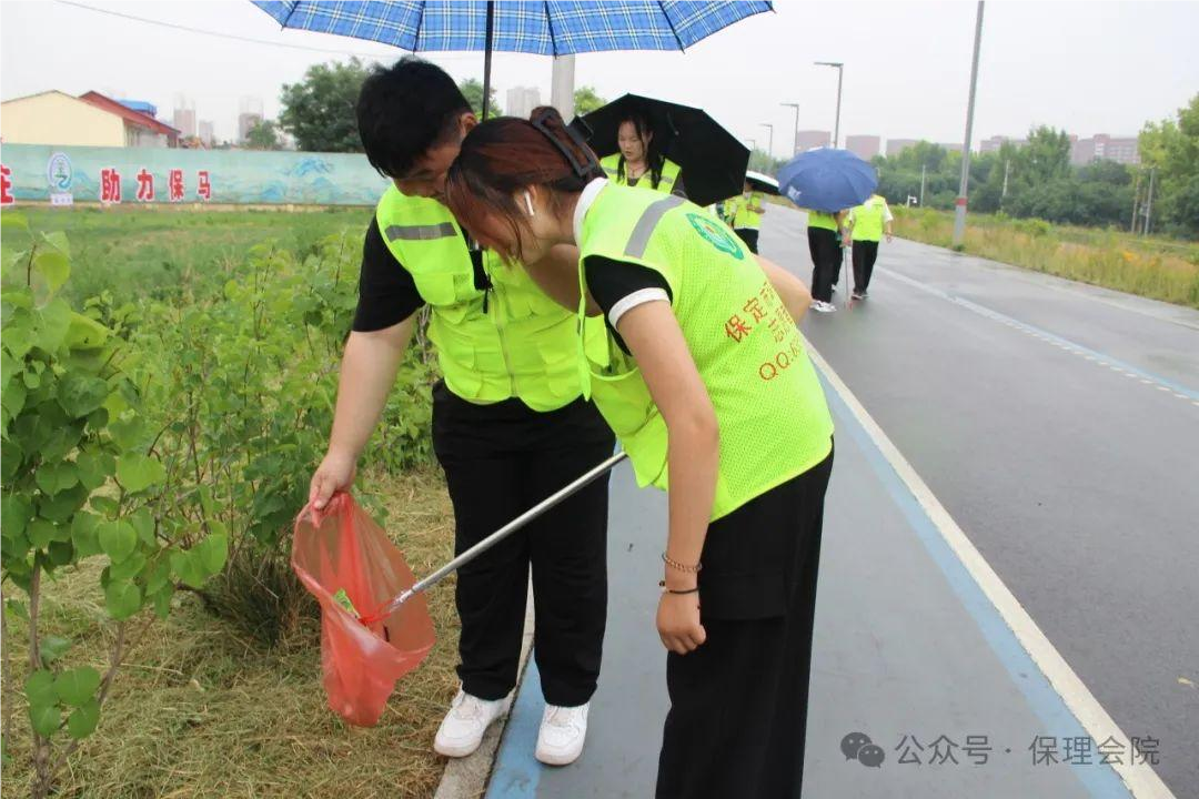 保理會(huì)計(jì)學(xué)院古城碧水，我們?cè)谛袆?dòng)