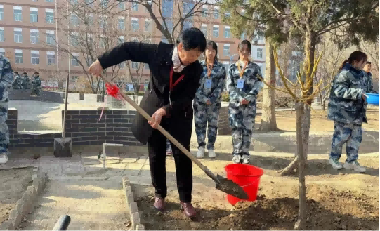 保理會(huì)計(jì)學(xué)院綠色行動(dòng)筑夢,環(huán)保理念入心