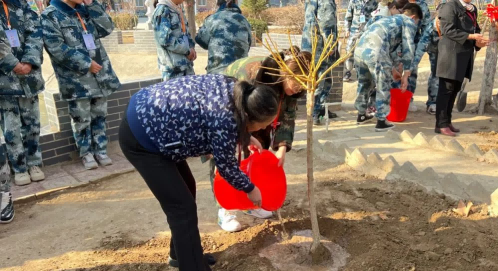 保理會(huì)計(jì)學(xué)院綠色行動(dòng)筑夢,環(huán)保理念入心