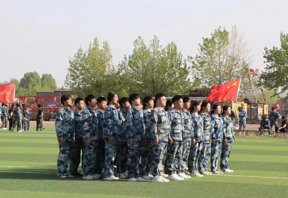 保理會(huì)計(jì)學(xué)院以隊(duì)列會(huì)操比賽為始，共著你我青春華章