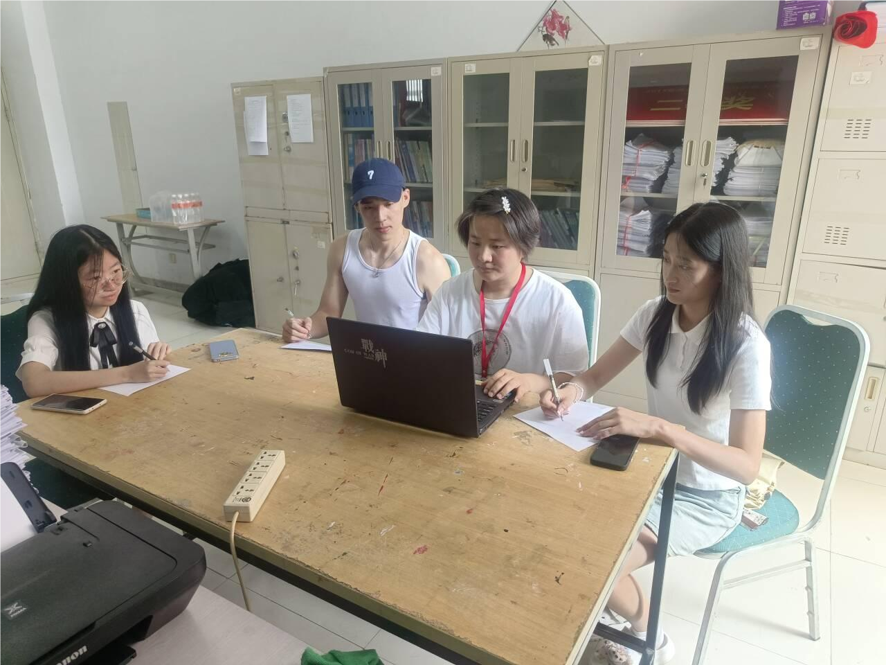 智匯金融，慧聚會(huì)計(jì)||會(huì)計(jì)學(xué)院榮獲2024年第五屆河北省高校財(cái)務(wù)數(shù)智化大賽 	——金融科技創(chuàng)新賽項(xiàng)二等獎(jiǎng)