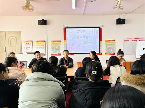 凝聚奋进力量 书写巑Ӈ荣光--保定理工学院校领D访慰问女教职工送上“三八”国际劳动妇奌福