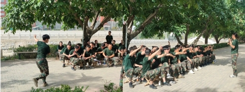 勇毅堅(jiān)韌鋼如鐵，磨礪青春熱血燃——新入職輔導(dǎo)員培訓(xùn)第三天