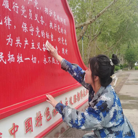 開展愛國衛(wèi)生運(yùn)動 創(chuàng)建文明校園