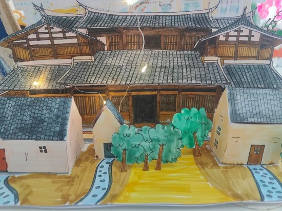 美育如光，熹微朝陽(yáng)