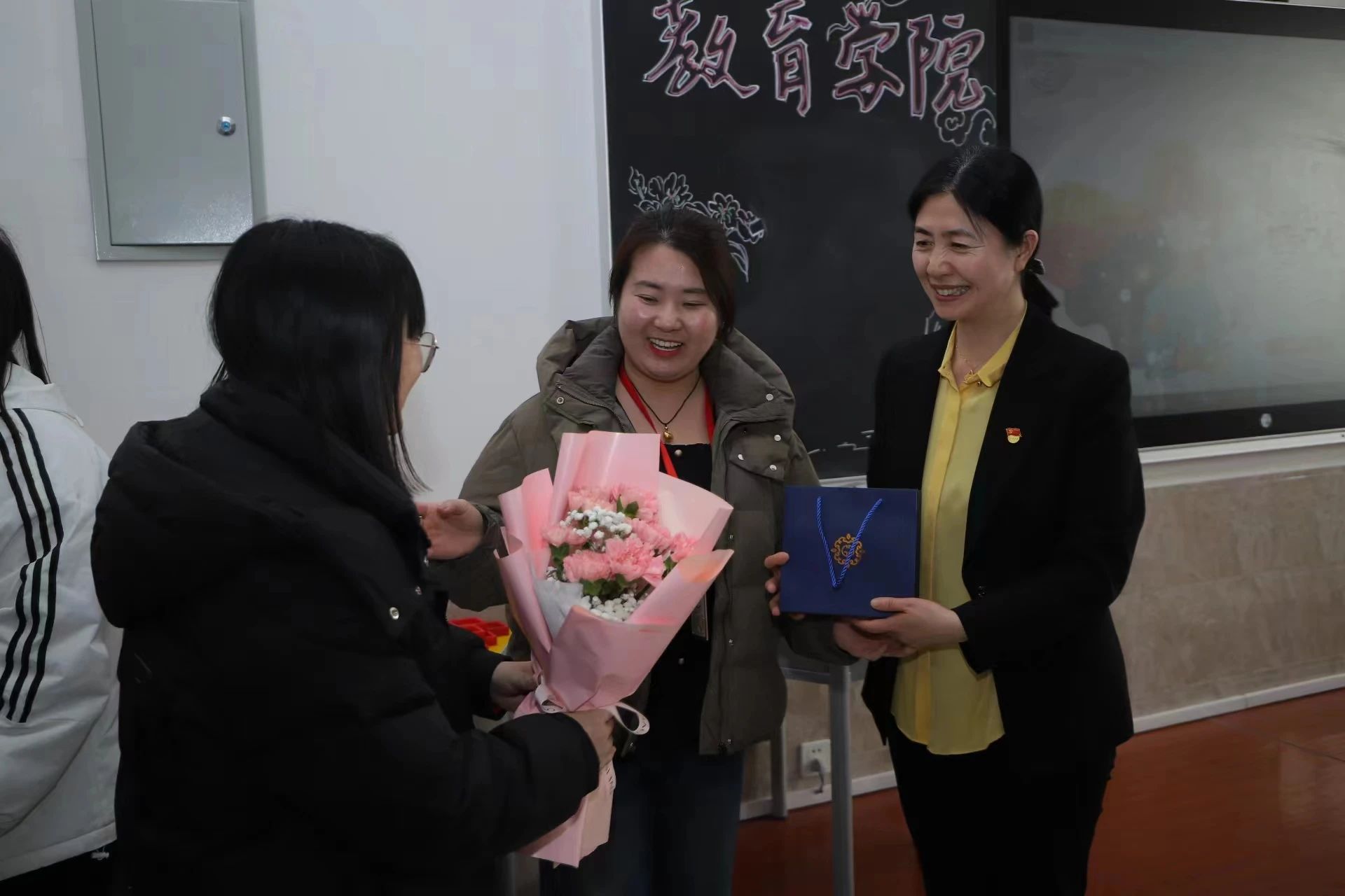 綻放芳華，遇見女神——“3·8女神節(jié)”主題活動