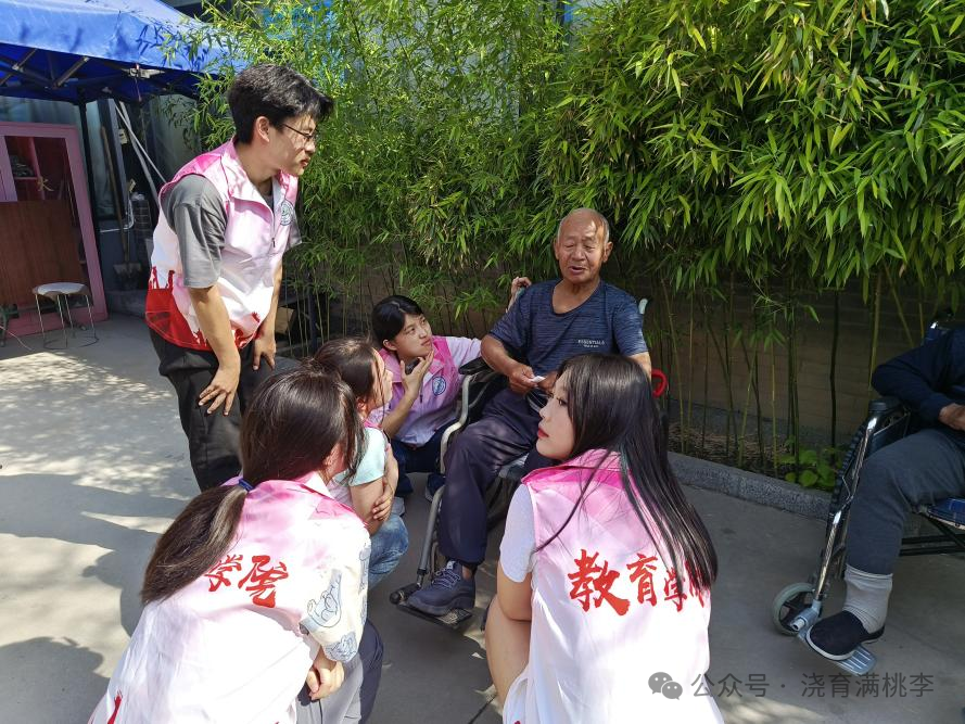教育學(xué)院成功與善孝居養(yǎng)老院完成孝老敬親實(shí)踐教育基地揭牌！