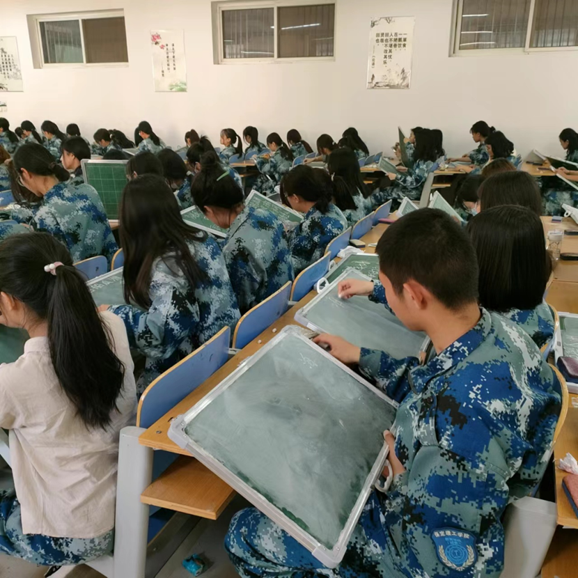 夯實基礎(chǔ)“妙”筆生花