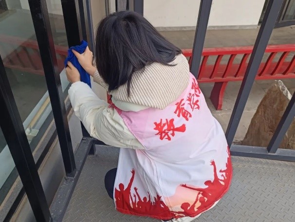 “揚(yáng)愛老美德，獻(xiàn)志愿精神”志愿服務(wù)慰問活動(dòng)圓滿結(jié)束