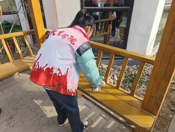 “揚(yáng)愛老美德，獻(xiàn)志愿精神”志愿服務(wù)慰問活動(dòng)圓滿結(jié)束