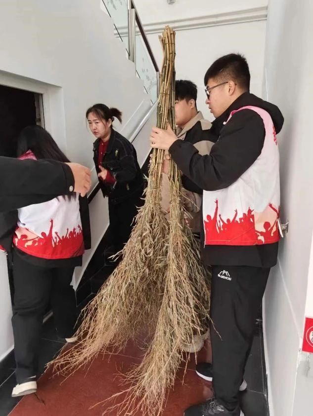 志愿于心，服務(wù)于行