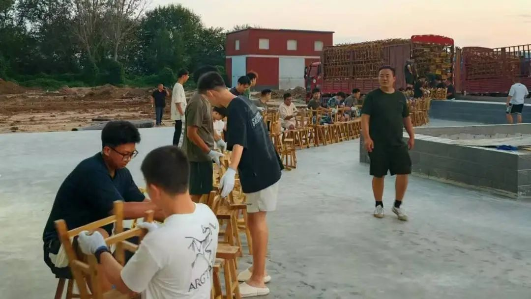 保定理工學(xué)院||以愛(ài)迎新，服務(wù)引領(lǐng)美好大學(xué)路