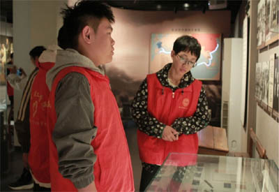 “緬懷先烈，啟迪未來”|信工學(xué)院組織參觀留法勤工儉學(xué)運(yùn)動紀(jì)念館
