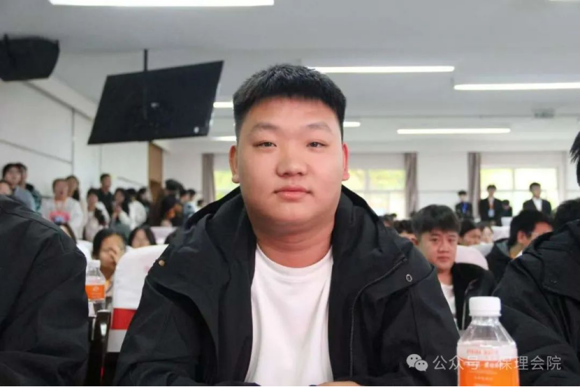 保定理工學院會計學院會計技能大賽：展現(xiàn)專業(yè)風采，鑄就卓越未來