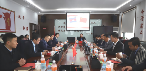 保定理工學(xué)院接待柬埔寨勞工部副部長代表團(tuán)一行參觀交流