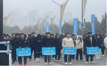 我校學(xué)生參加第十五屆全運(yùn)會(huì)定向項(xiàng)目（河北?。┻x拔賽
