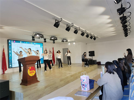 鳳凰花開，木已成材 —— 播音與主持藝術(shù)專業(yè)畢業(yè)匯演彩排精彩紛呈