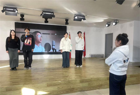 鳳凰花開，木已成材 —— 播音與主持藝術(shù)專業(yè)畢業(yè)匯演彩排精彩紛呈