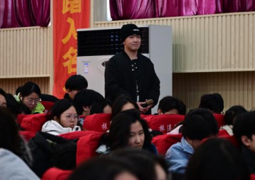 藝途有策，探索未來 職業(yè)現(xiàn)狀與自我規(guī)劃講座圓滿成功