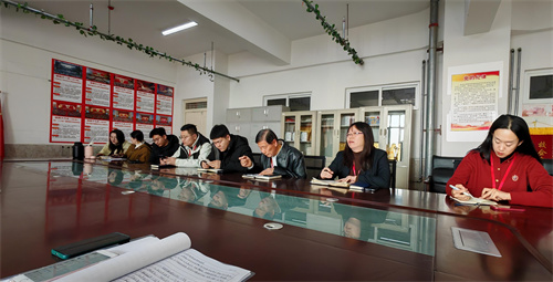 外國語學(xué)院年終總結(jié) 暨共謀2025年發(fā)展新篇章