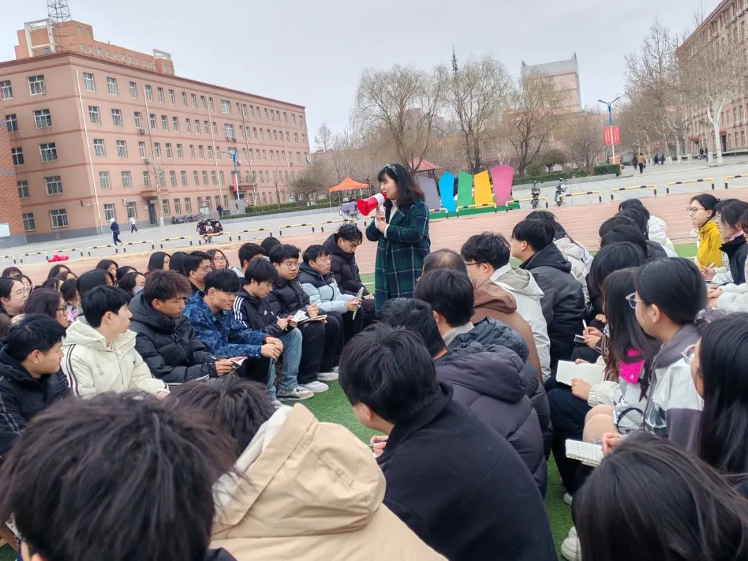 探索職業(yè)航道，校準人生羅盤