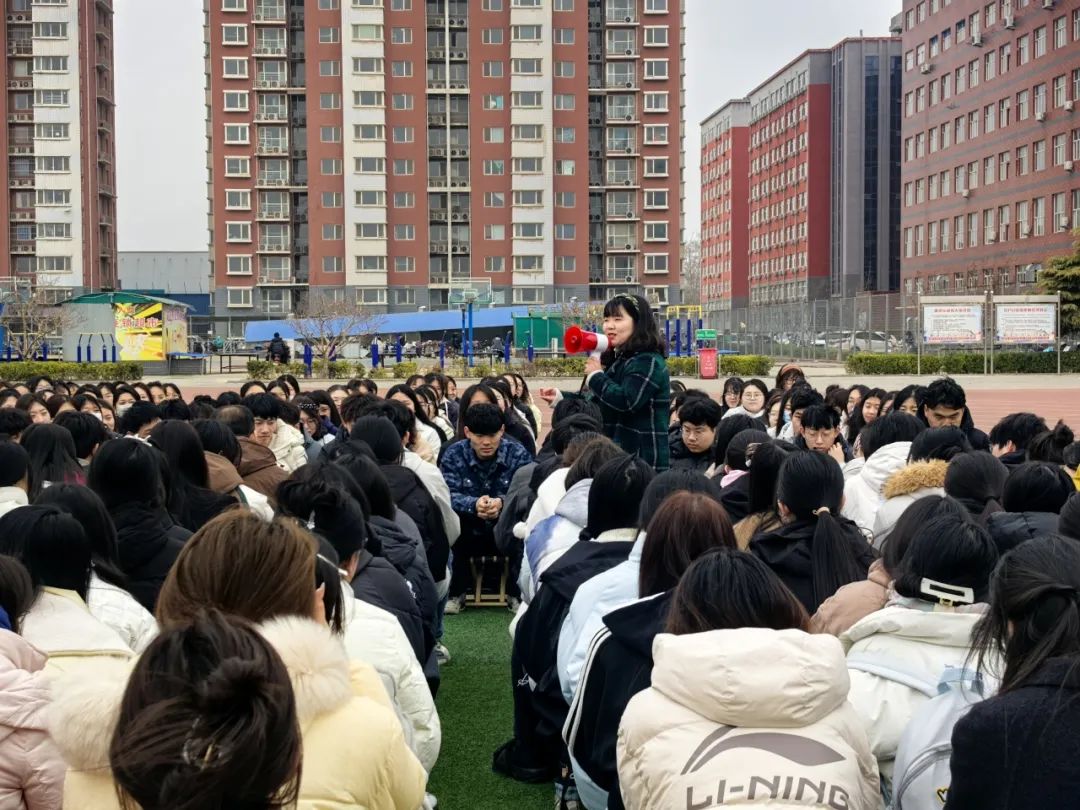 探索職業(yè)航道，校準人生羅盤