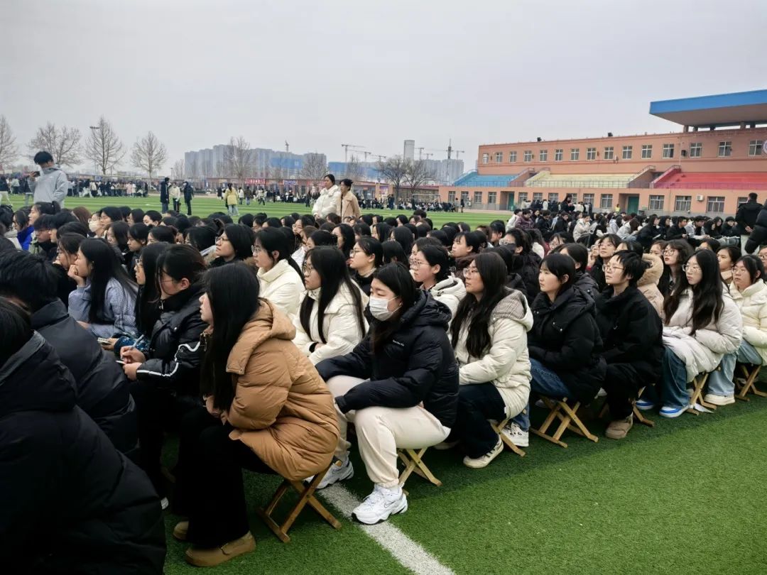 探索職業(yè)航道，校準人生羅盤